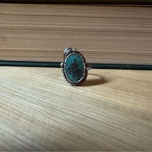 Vintage Navajo Native American Unsigned Silver and Turquoise Ring size 5.5